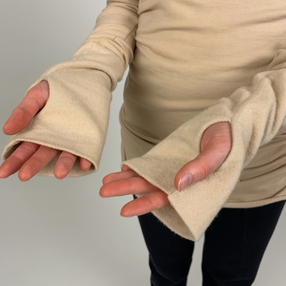 SOLD || Slow-Fashion Cowlneck Fleece Hoodie Sweater - NWOT - Picture 9 of 11